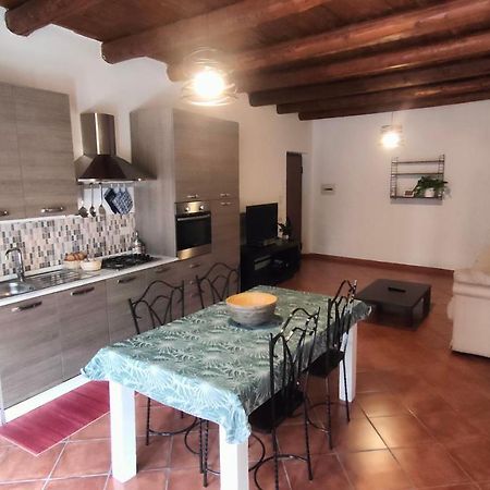 Vicolo Del Vento Casa Ponente Apartment Palermo Bagian luar foto