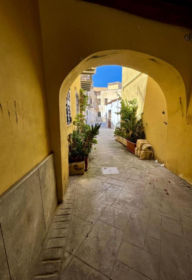 Vicolo Del Vento Casa Ponente Apartment Palermo Bagian luar foto